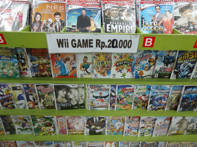 Illustration for article titled In Indonesia, Pirated Games for Two Bucks a Pop
